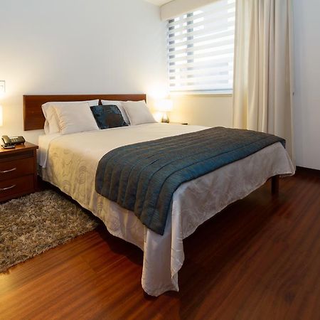 Suites Metropoli Edificio Torino Quito Kültér fotó